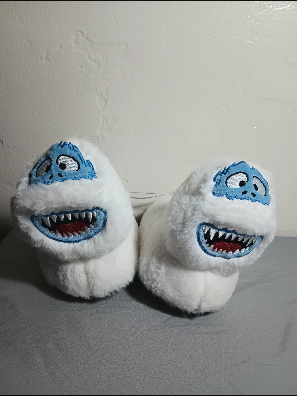 Bioworld Rudolph The Raindeer Abominable Snowman 3D Slippers